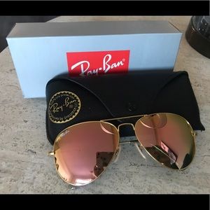 💗*BRAND NEW* Rose gold/pink Ray-Ban Aviators 💗